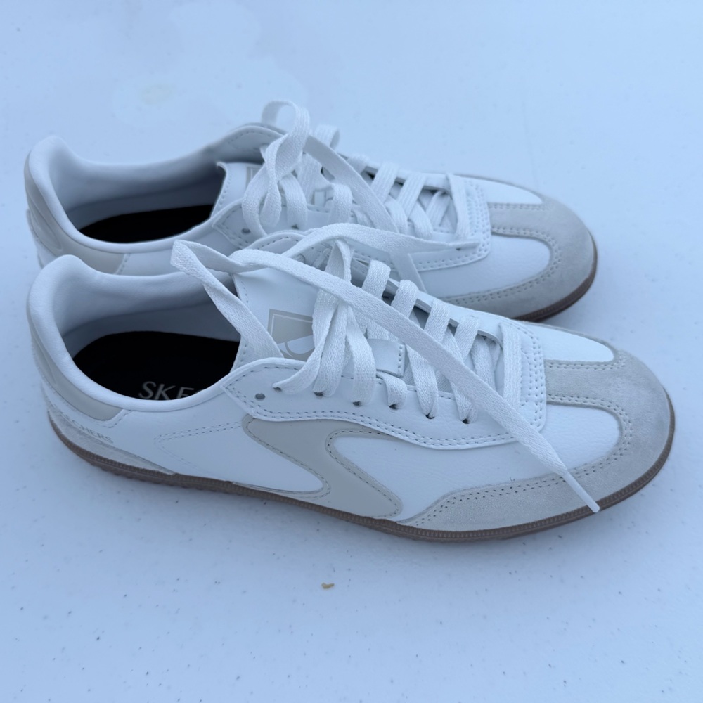Skechers® Hotshot Kickoff Women's Sneakers